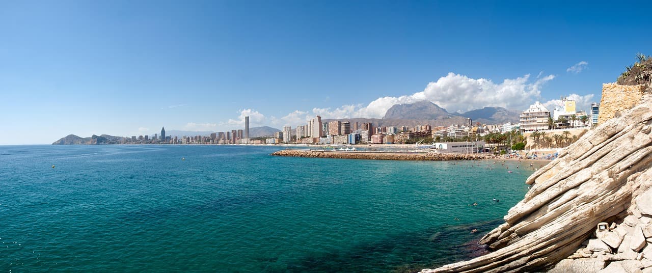 Vacanță la Alicante, Spania